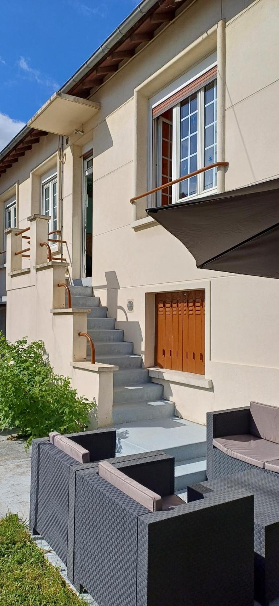 Metro - Sac A Dos - Dodo Chez Leontine 2 Ch Parking Wifi Fo Villa Colombes  Exterior photo